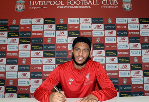 Oficialu: "Liverpool" pratęsė kontraktą su J.Gomezu