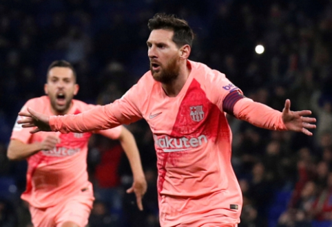 Katalonijos derbyje – L. Messi stebuklai ir triuškinanti "Barcos" pergalė