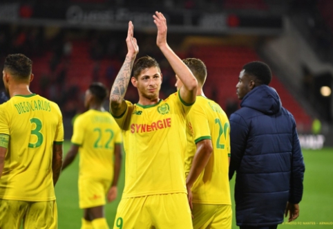 Šokiruojantis E. Salos garso įrašas: "Atrodo, kad esu lėktuve, kuris pradės kristi"