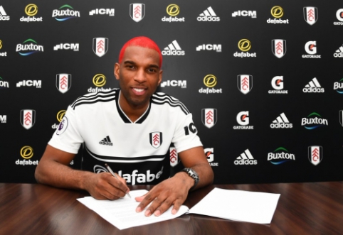 Oficialu: "Fulham" sukirto rankomis su R. Babeliu