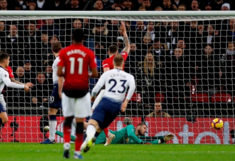 Lyg ant sparnų skriejantis "Man Utd" iš savo kelio patraukė ir "Tottenham"