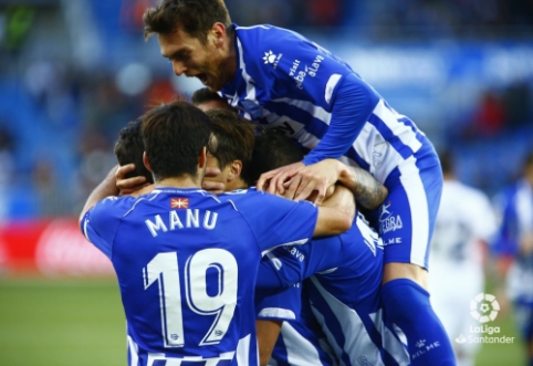 "Alaves" nepaleidžia "Real" ekipos, "Huesca" iškovojo pirmąją pergalę namuose