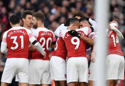 "Arsenal" ir "Tottenham" sutriuškino savo varžovus