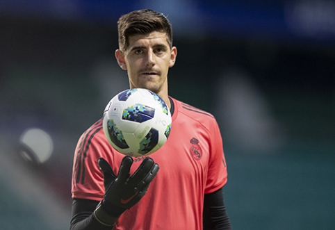 T.Courtois "Real" iškeistų nebent į PSG klubą