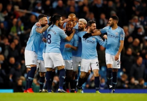 Įvarčių šou surengęs R. Sterlingas atvedė "Man City" į pergalę "Premier" lygoje