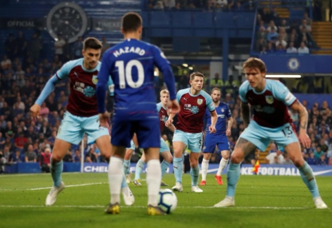 "Premier" lyga: "Burnley" atėmė svarbius taškus iš "Chelsea"