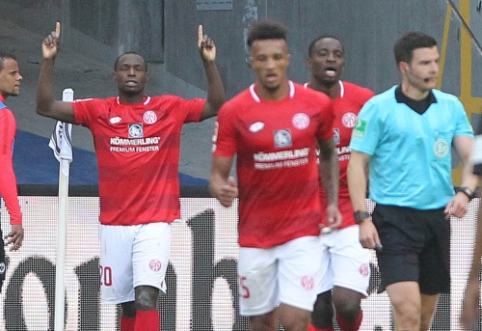 "Eintracht" nusileido "Mainz" ekipai ir susikomplikavo padėtį kovoje dėl vietos ČL
