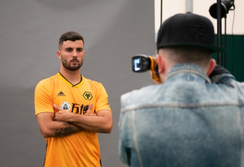 Oficialu: "Wolves" patvirtino apie P. Cutrone įsigijimą