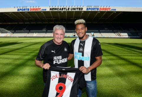 Oficialu: "Newcastle" už rekordinę klubui sumą įsigijo Joelintoną