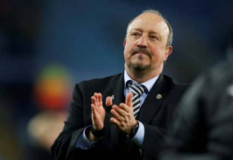 R. Benitezas jautriai atsisveikino su "Newcastle" fanais: "Norėjau likti komandoje"