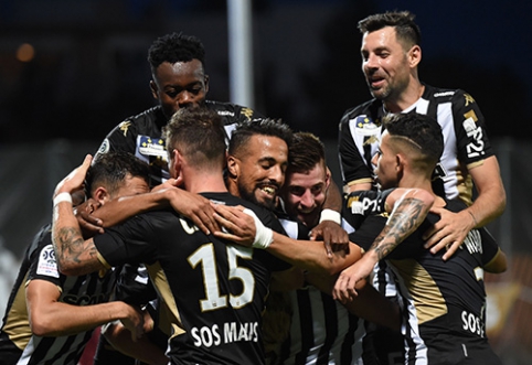 "Ligue 1": "Angers" nepaliko vilčių "Metz"