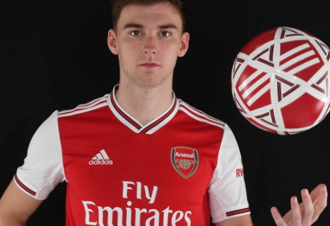 Oficialu: "Arsenal" įsigijo "Celtic" krašto gynėją