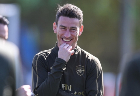 Oficialu: L. Koscielny parduotas "Bordeaux" klubui