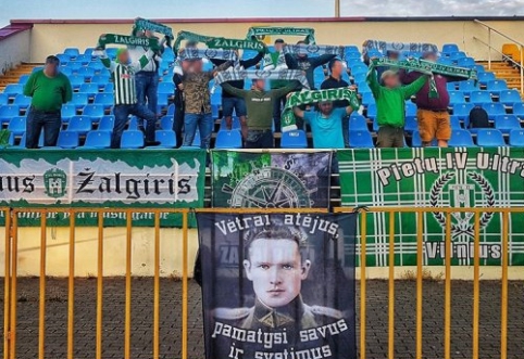 "Pietų IV" tribūna surengė tylų protestą prieš R.Šimašiaus veiksmus