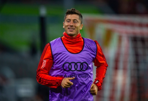 R. Lewandowskis: "Svajoju apie tokį atsisveikinimą, kokį turėjo Ribery ir Robbenas"