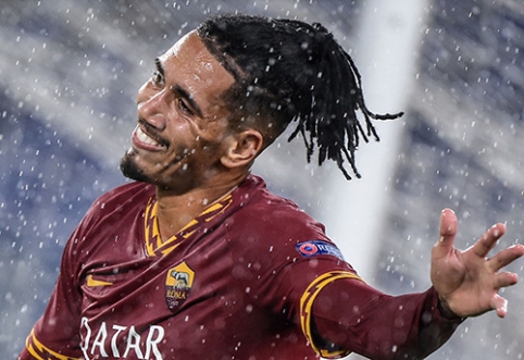 „Roma“ pasiūlė „Man Utd“ pratęsti Ch.Smalingo nuomos sutartį