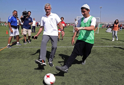 "Tottenham" susisiekė su J.Mourinho