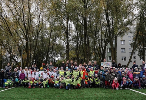 „Kauno Žalgirio“ futbolininkai dieną su futbolu pradėjo sporto šventėje