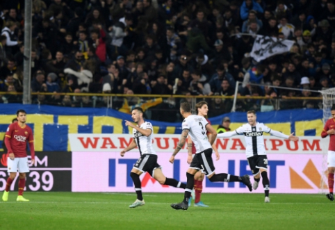 "Parma" namuose palaužė "Romą", "Atalanta" nesugebėjo įveikti autsaiderių