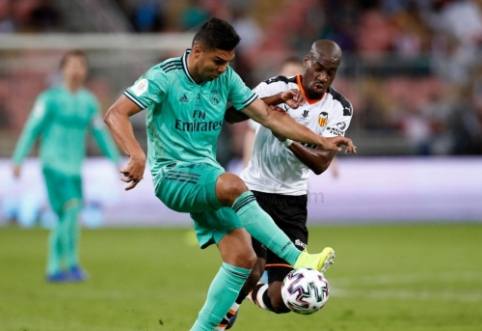 Casemiro: "Pasiteisino sprendimas žaisti su penkiais saugais"