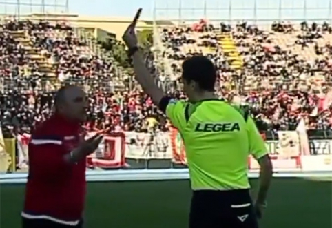 Auklėtiniui trenkęs treneris išvarytas iš "Serie D" rungtynių