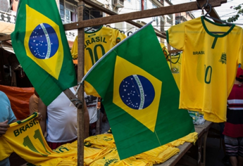 FIFA valdininkai patyliukais šnibžda: Brazilija nepasirengusi čempionatui