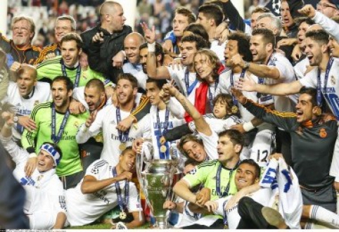 Stebuklą sukūrę "Real" futbolininkai po 12 metų triumfavo Čempionų lygoje (FOTO, VIDEO)