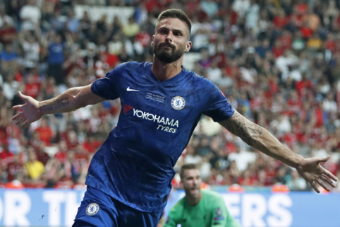 O. Giroud dar bent sezonui lieka „Chelsea“ gretose