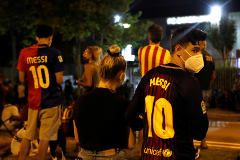 „Barcelona“ fanai reikalauja J. M. Bartomeu atsistatydinimo