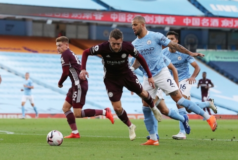 J. Vardy vedama „Leicester“ ekipa užtikrintai įveikė „Man City“