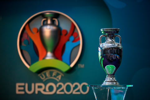 EURO 2020 ketvirtfinalio startas: dar vienas šveicarų bandymas nustebinti Europą ir grandų mūšis