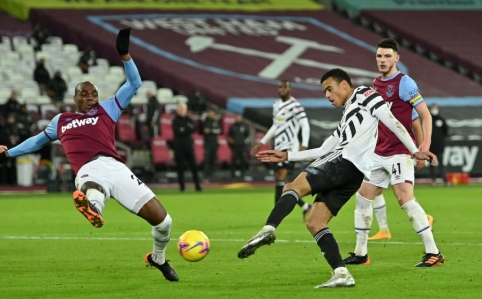 Antrojoje rungtynių pusėje pabudusi „Man Utd“ nukovė „West Ham“ 