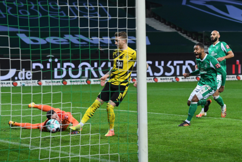 Po skaudaus pralaimėjimo atsitiesusi „Borussia“ įveikė „Werder“ ekipą