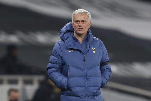 J. Mourinho po pralaimėjimo prieš „Brighton“: „Negaliu pasakyti nieko blogo apie savo žaidėjus“