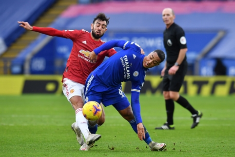 Dukart pirmavusi „Man Utd“ ekipa sužaidė lygiosiomis su „Leicester“