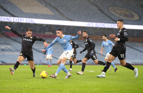 „Man City“ nukovė „Aston Villa“ ir sugrįžo į „Premier“ lygos viršūnę 