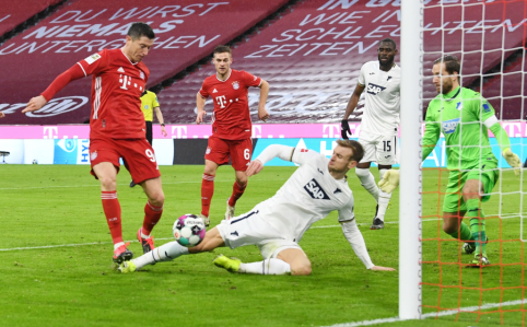 „Bundesliga“: „Bayern“ pervažiavo „Hoffenheim“, BVB sugrįžo į pergalių kelią