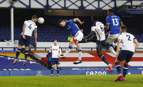 „Everton“ devynių įvarčių fiestoje iš FA taurės eliminavo „Tottenham“ 