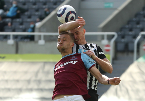 „Newcastle“ palaužė „West Ham“ ekipą