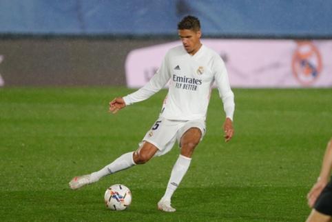 „Man Utd“ baigia derinti asmenines R. Varane'o kontrakto detales