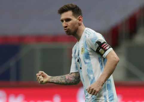 Legenda: Messi neaplenks Maradonos net ir 4 kartus tapęs pasaulio čempionu