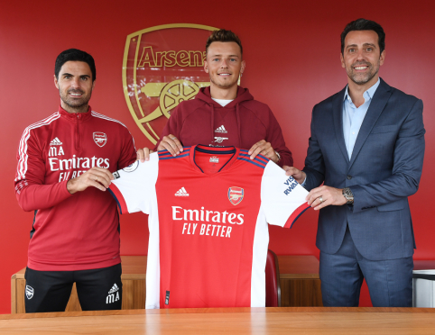 Oficialu: „Arsenal“ už 50 mln. svarų įsigijo B. White'ą