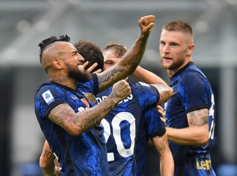 „Inter“ titulo gynybą pradėjo sutriuškindami „Genoa“ ekipą