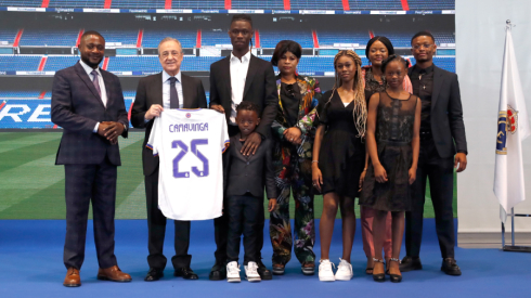 E. Camavinga oficialiai pristatytas, kaip naujas Madrido „Real“ žaidėjas