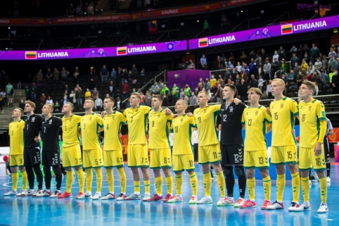 Futsal rinktinė draugiškose rungtynėse žaidė su Latvija