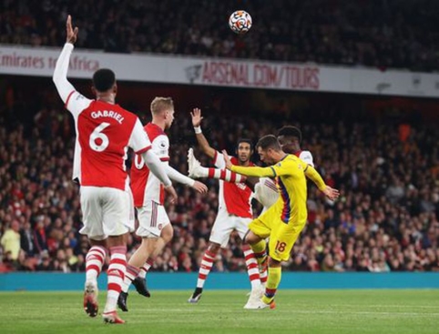 Incidentas „Arsenal“ rungtynėse: Arteta buvo nustebęs, kaip iš aikštės nebuvo išvarytas McArthuras