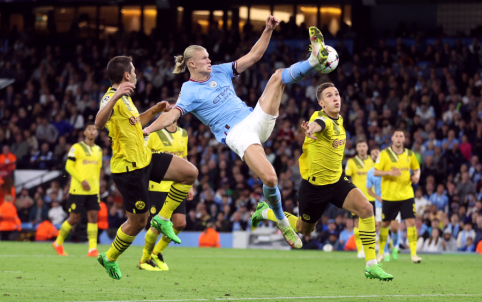 „Man City“ perlaužė rungtynes prieš „Borussia“, „Chelsea“ neįveikė austrų