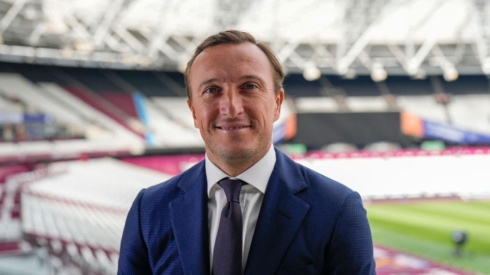 Karjerą baigęs M. Noble'as taps „West Ham“ sporto direktoriumi