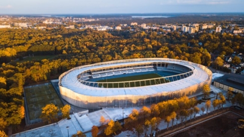 Kauno stadionas pasitinka naują sezoną: „ankstins“ pavasarį – „budins“ veją