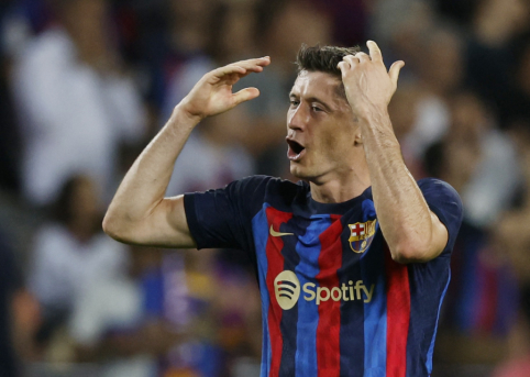 R. Lewandowskis laimėjo „Barcelona“ atsispaudimų varžybas